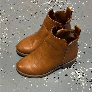 Wonder Nation boots